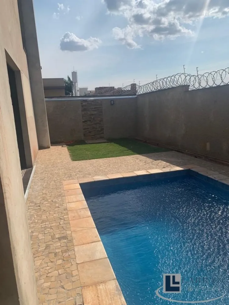 Casa, 3 quartos, 295 m² - Foto 3