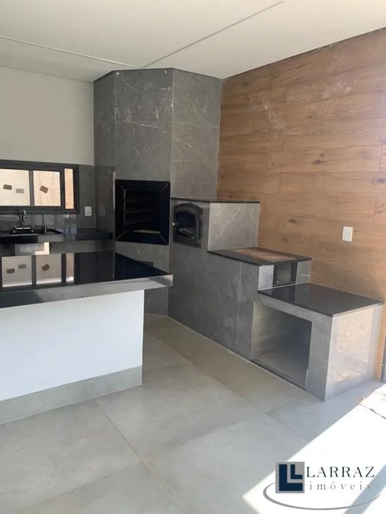 Sobrado, 3 quartos, 295 m² - Foto 1
