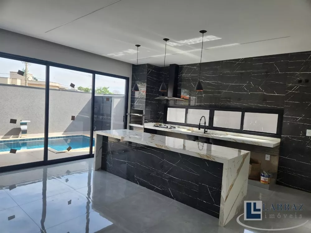 Casa, 3 quartos, 156 m² - Foto 2