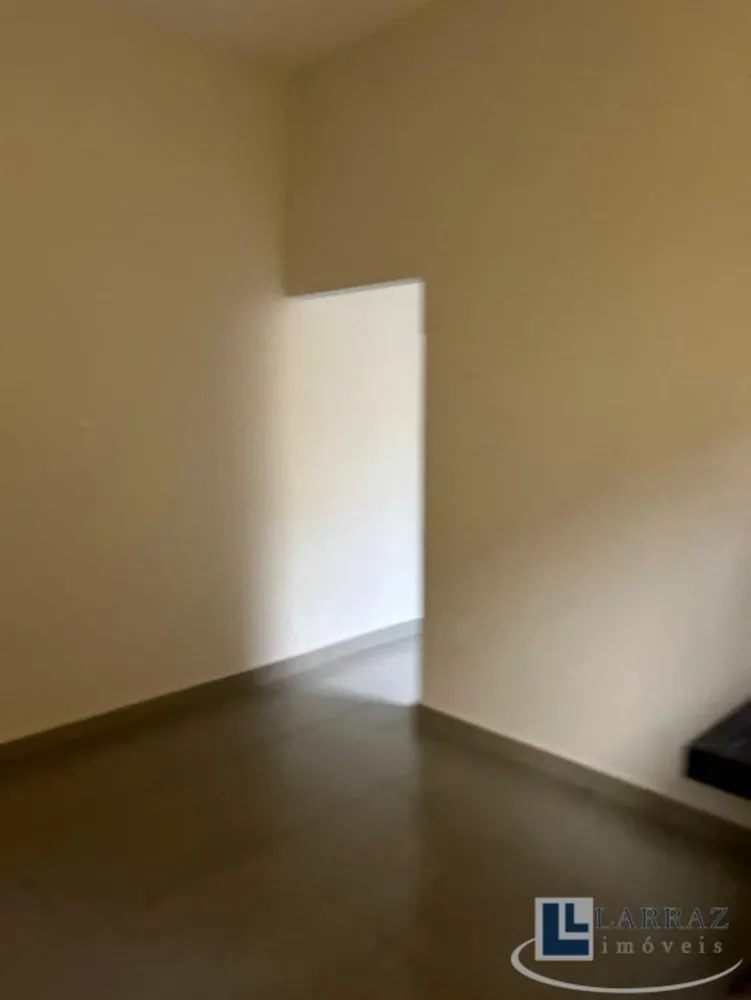 Casa, 6 quartos, 223 m² - Foto 2