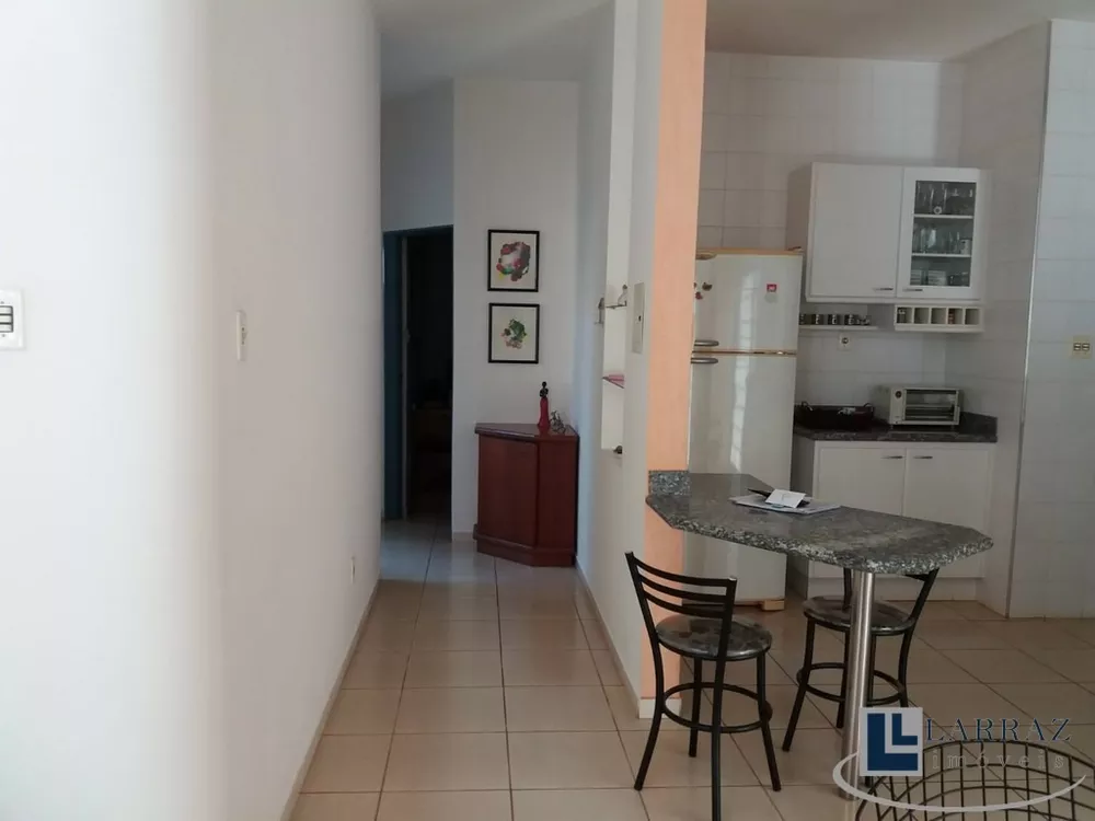 Casa, 4 quartos, 182 m² - Foto 2