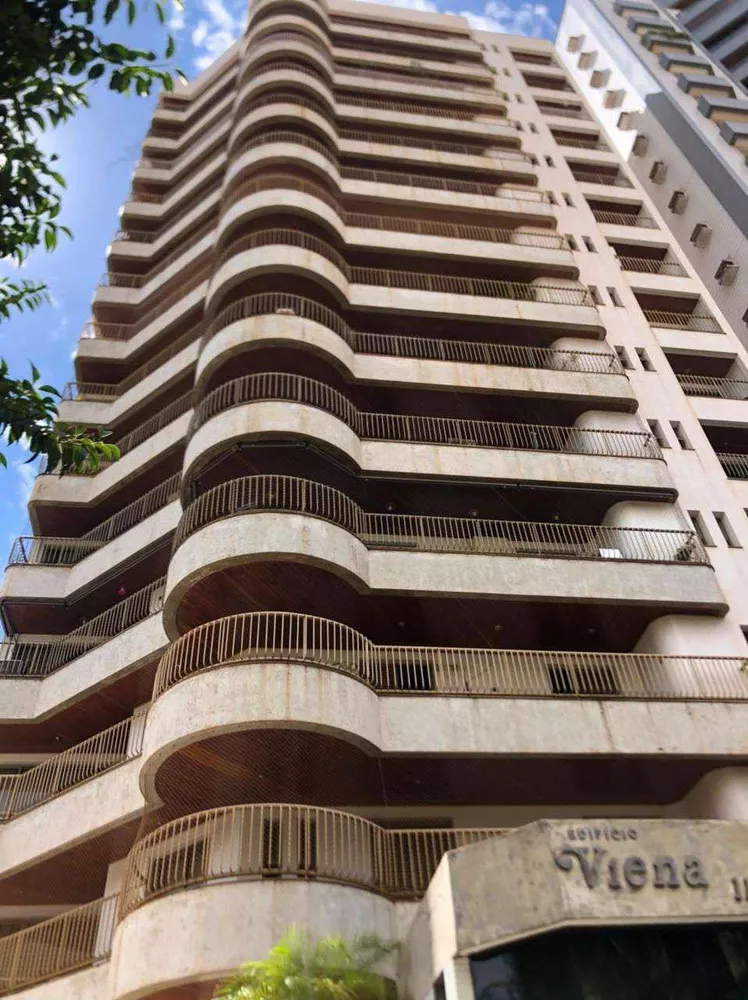 Apartamento, 4 quartos, 261 m² - Foto 4