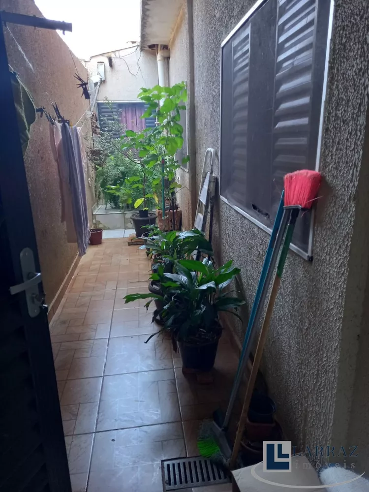 Casa, 3 quartos, 178 m² - Foto 1