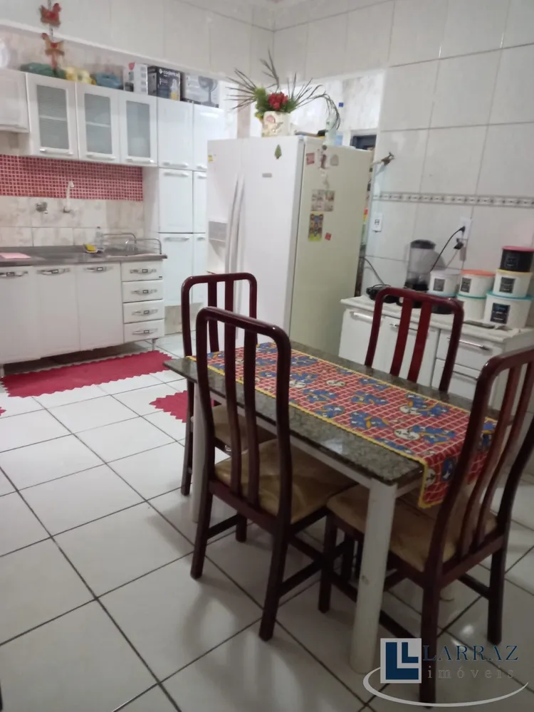 Casa, 3 quartos, 178 m² - Foto 4