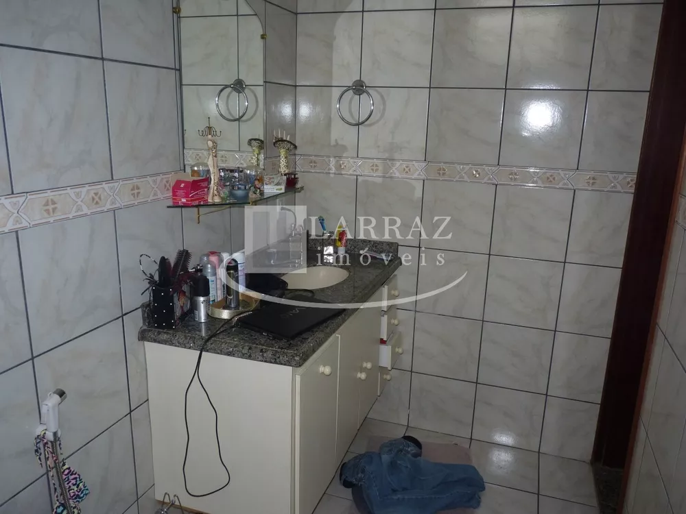 Casa, 3 quartos, 250 m² - Foto 11