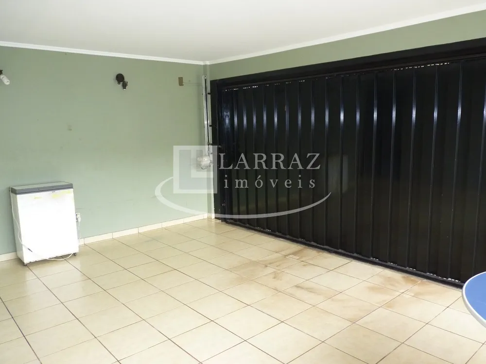 Casa, 3 quartos, 250 m² - Foto 2