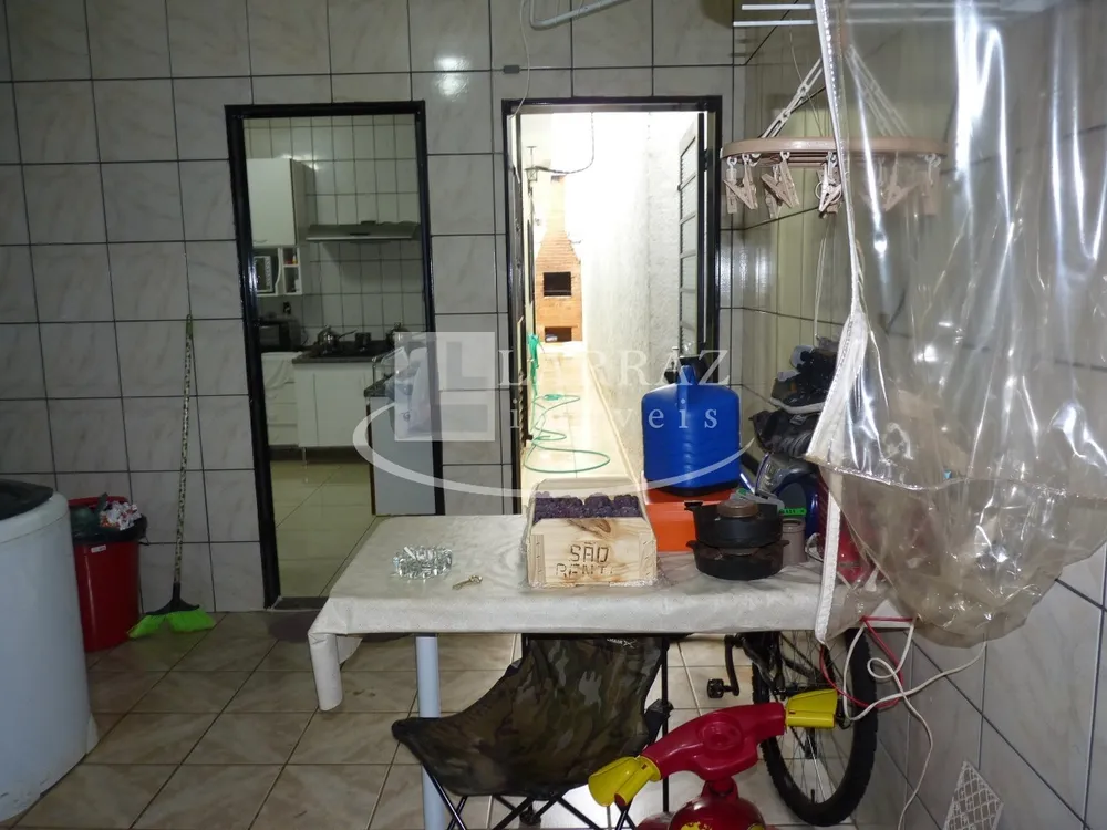 Casa, 3 quartos, 250 m² - Foto 2