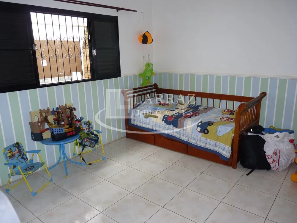 Casa, 3 quartos, 250 m² - Foto 4