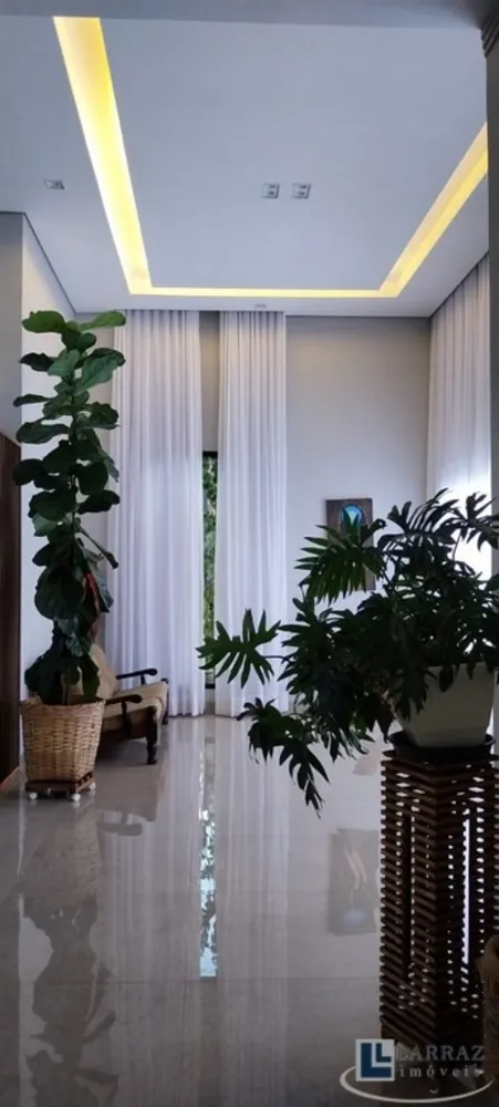 Casa, 3 quartos, 240 m² - Foto 4