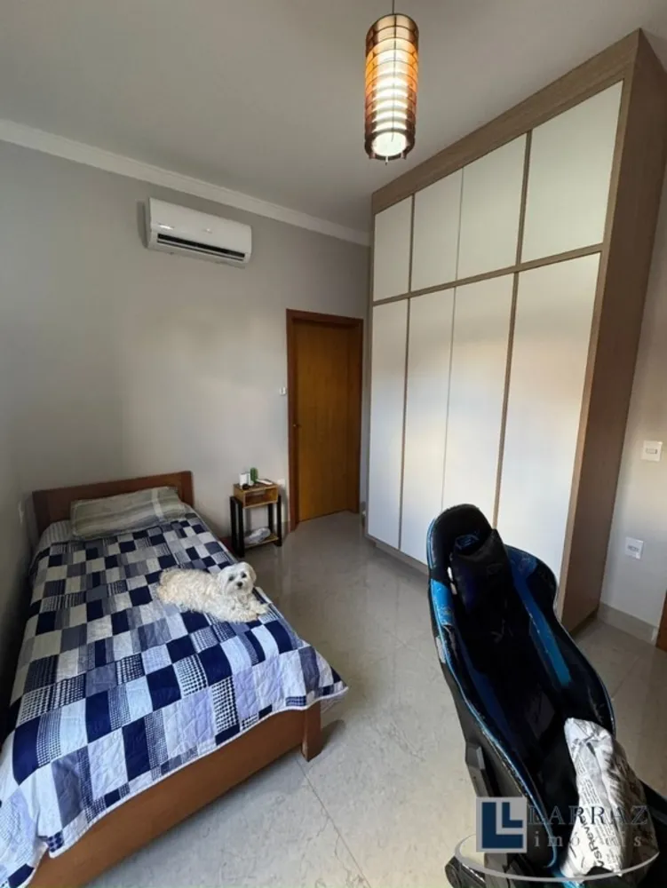 Casa, 3 quartos, 240 m² - Foto 14