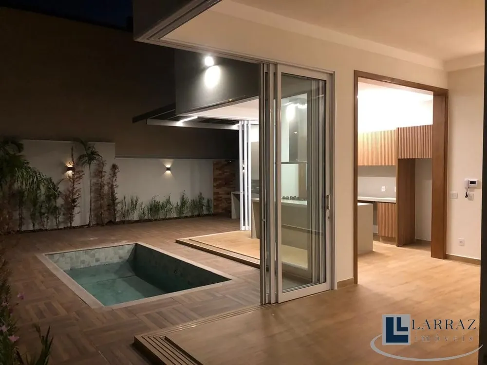 Casa, 3 quartos, 204 m² - Foto 1