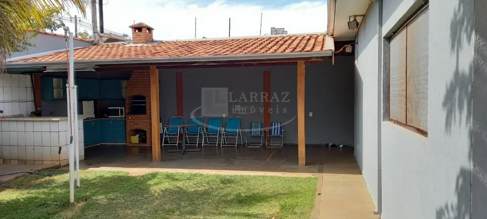 Casa, 3 quartos, 256 m² - Foto 1