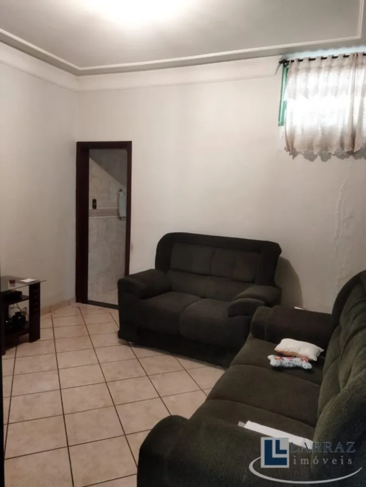 Casa, 3 quartos, 129 m² - Foto 2