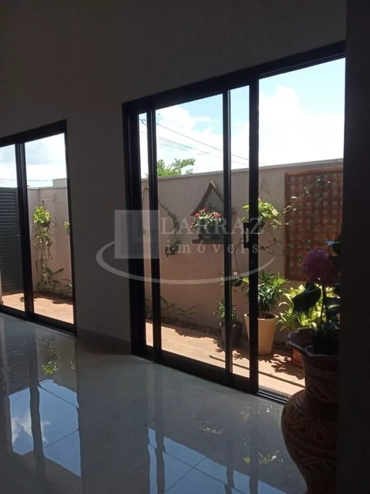 Casa, 3 quartos, 206 m² - Foto 1