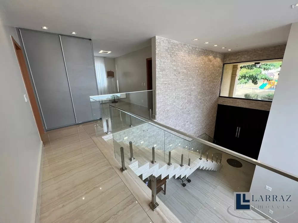 Casa, 3 quartos, 305 m² - Foto 4
