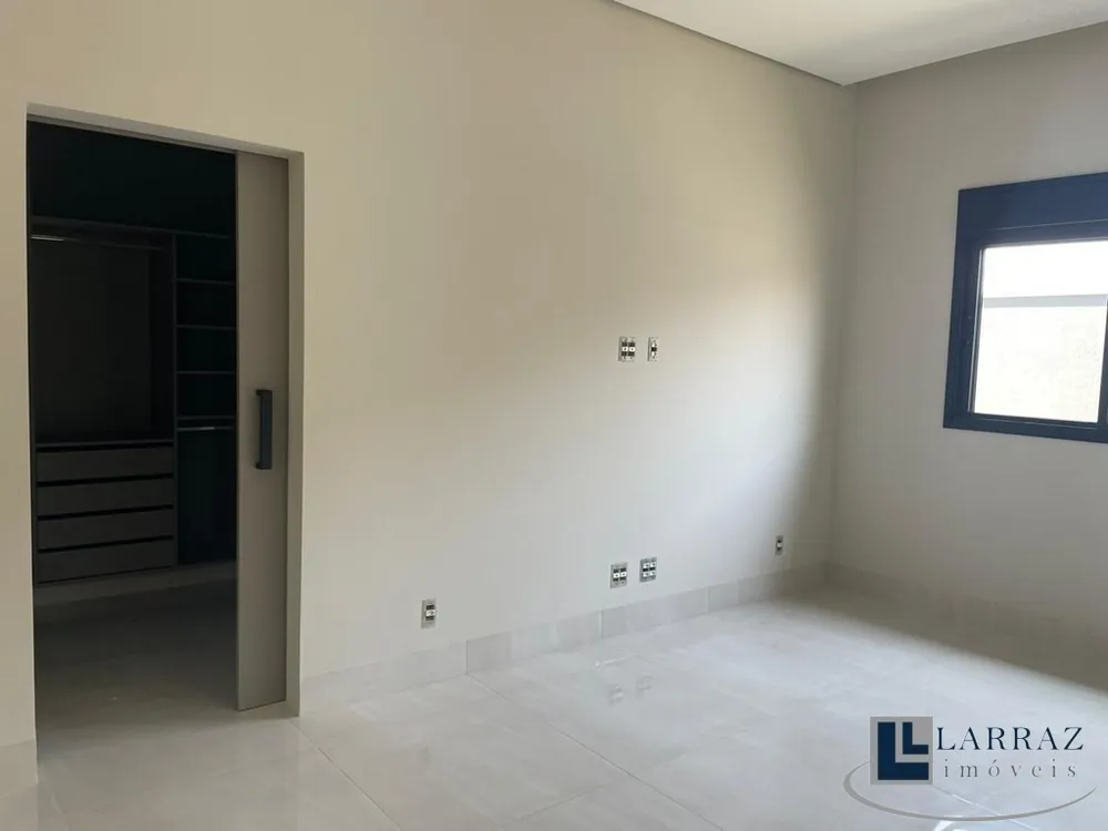 Casa, 3 quartos, 233 m² - Foto 13