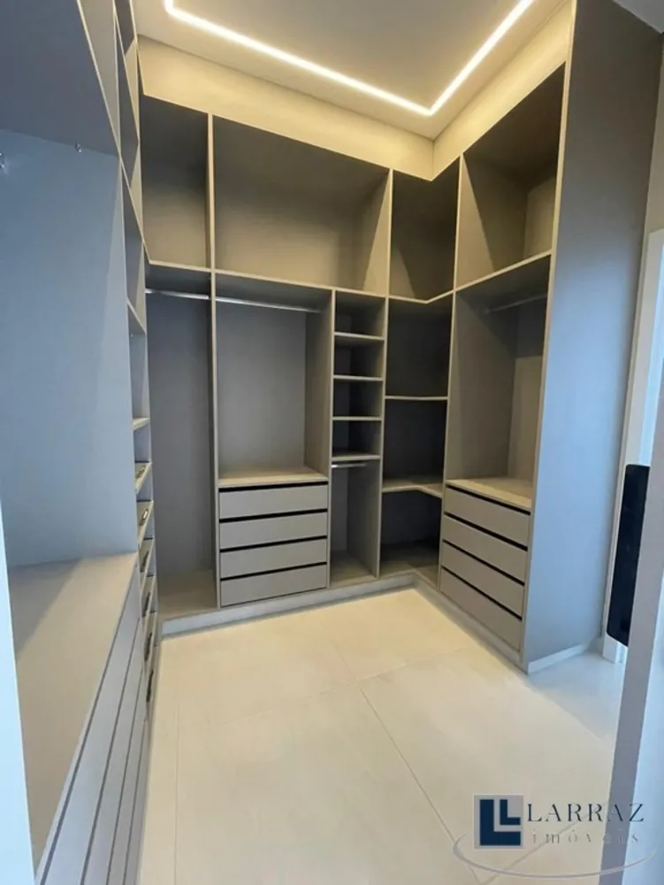 Casa, 3 quartos, 233 m² - Foto 6