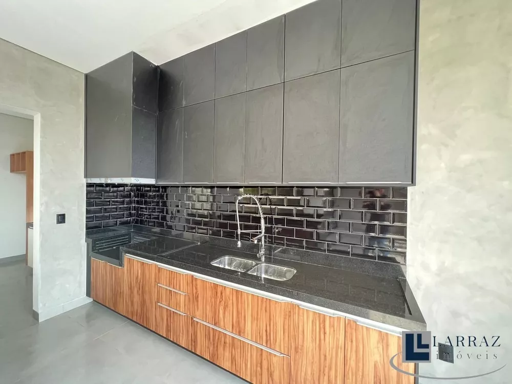 Casa, 4 quartos, 307 m² - Foto 3