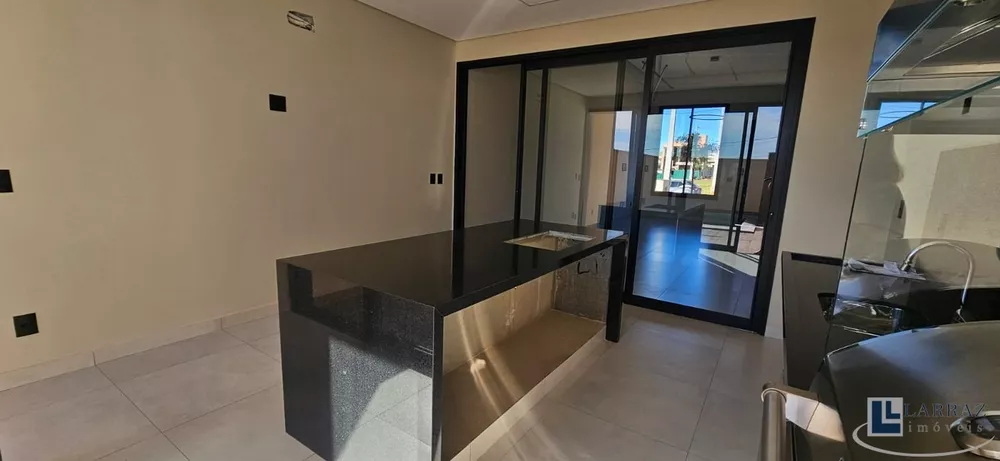 Casa, 3 quartos, 163 m² - Foto 1