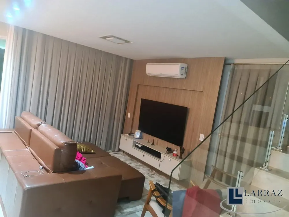 Casa, 3 quartos, 230 m² - Foto 3