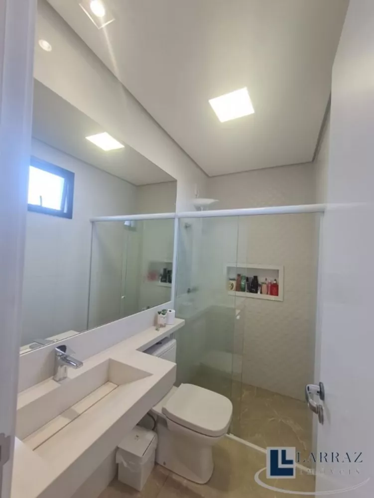Casa, 3 quartos, 237 m² - Foto 1