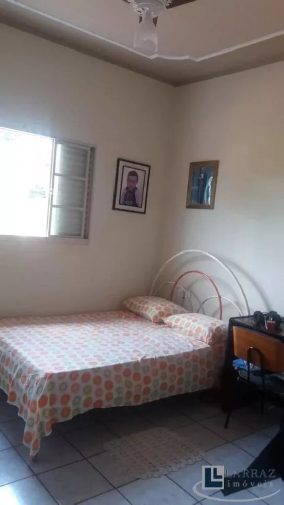Casa, 4 quartos, 300 m² - Foto 3