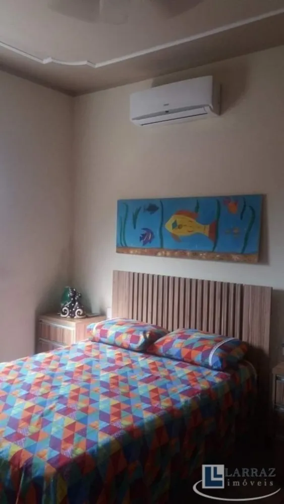 Casa, 4 quartos, 300 m² - Foto 2