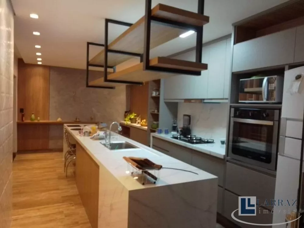 Casa, 4 quartos, 300 m² - Foto 4