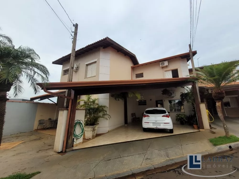 Casa, 3 quartos, 136 m² - Foto 1