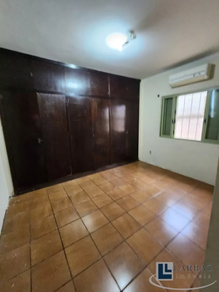 Casa, 3 quartos, 250 m² - Foto 9