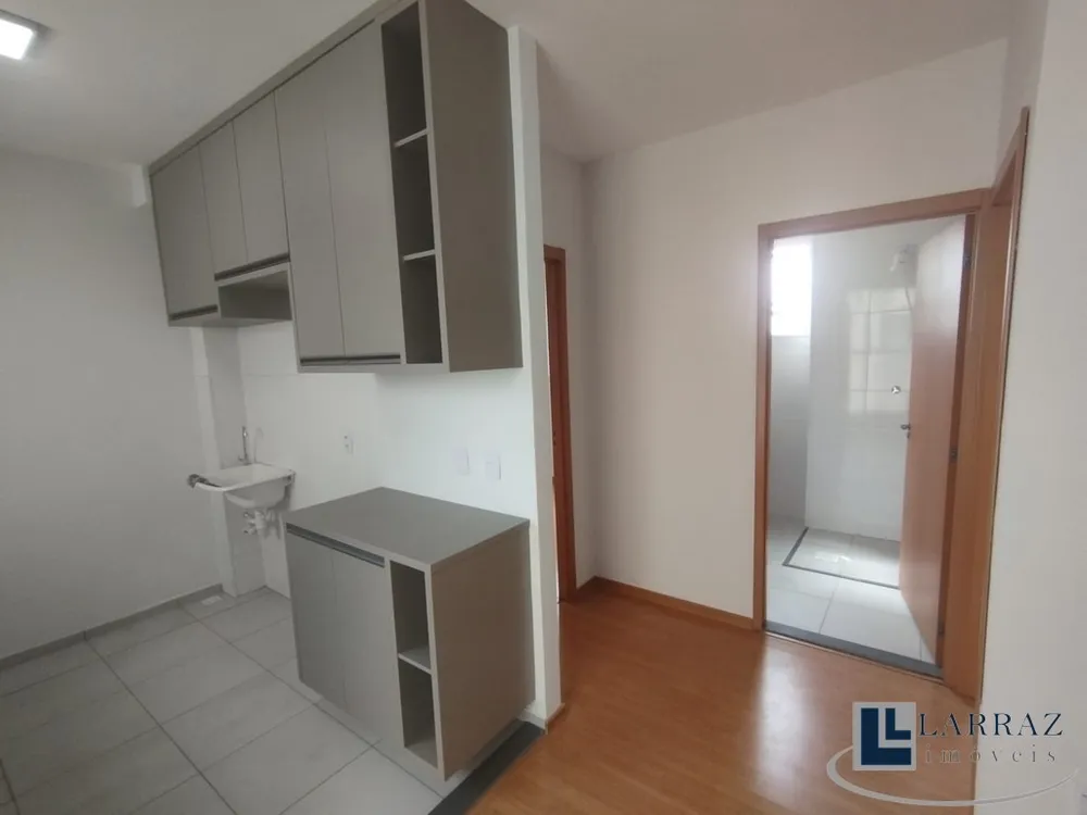 Apartamento, 2 quartos, 43 m² - Foto 2