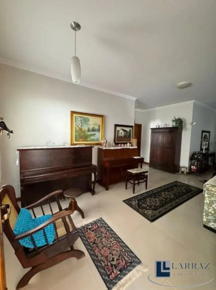 Casa, 3 quartos, 230 m² - Foto 7