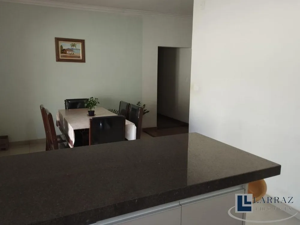 Sítio, 6 quartos, 450 m² - Foto 3