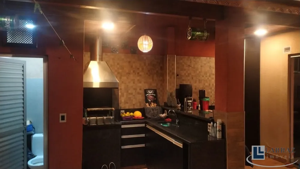 Casa, 3 quartos, 218 m² - Foto 6