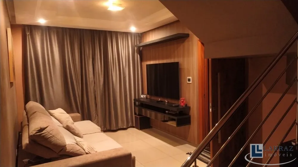 Casa, 3 quartos, 218 m² - Foto 4