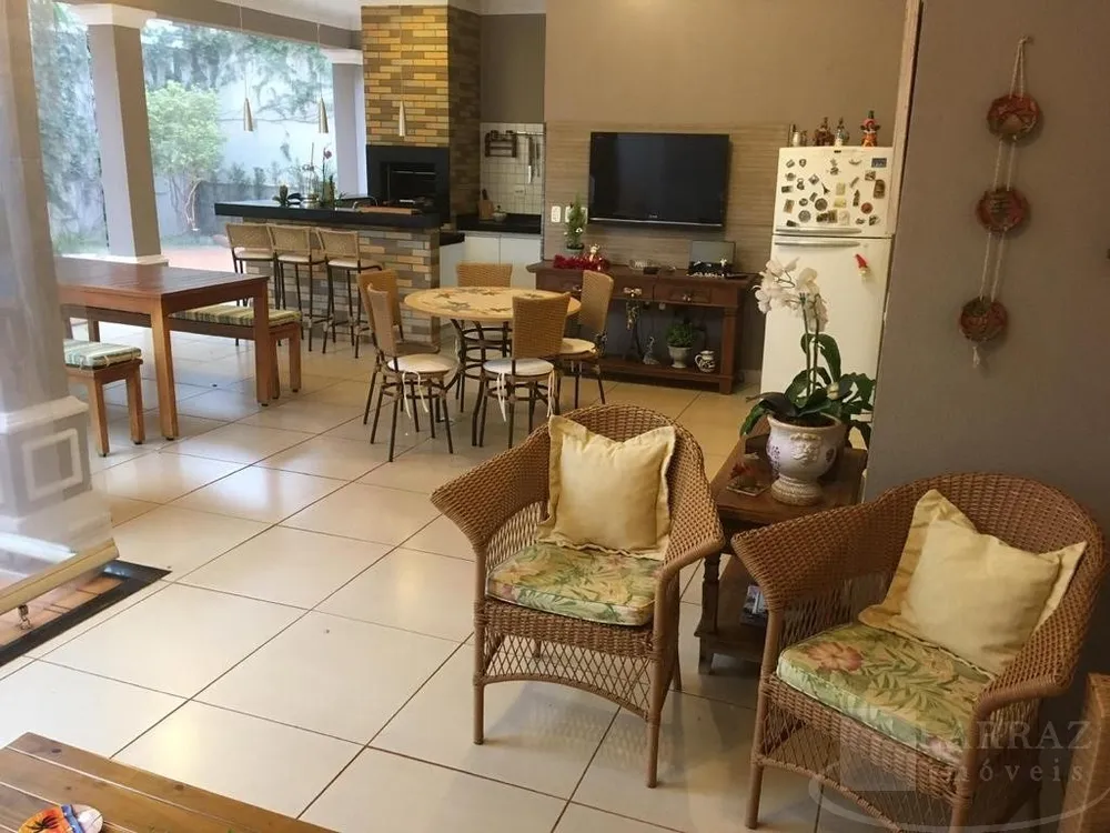 Casa, 4 quartos, 472 m² - Foto 1