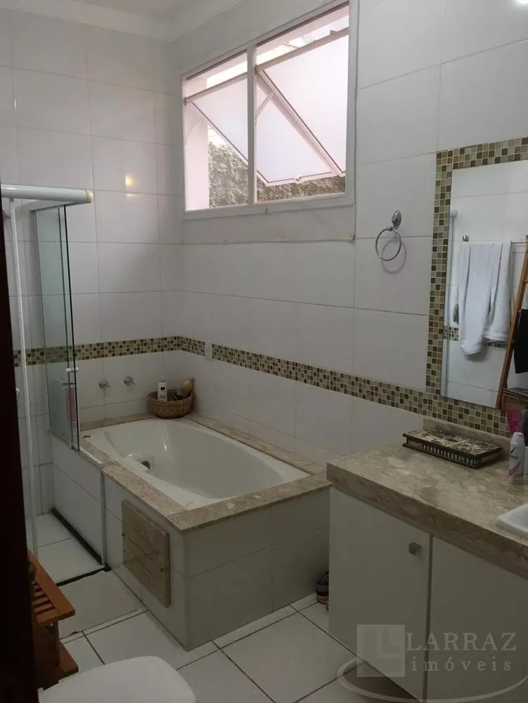 Casa, 4 quartos, 472 m² - Foto 2
