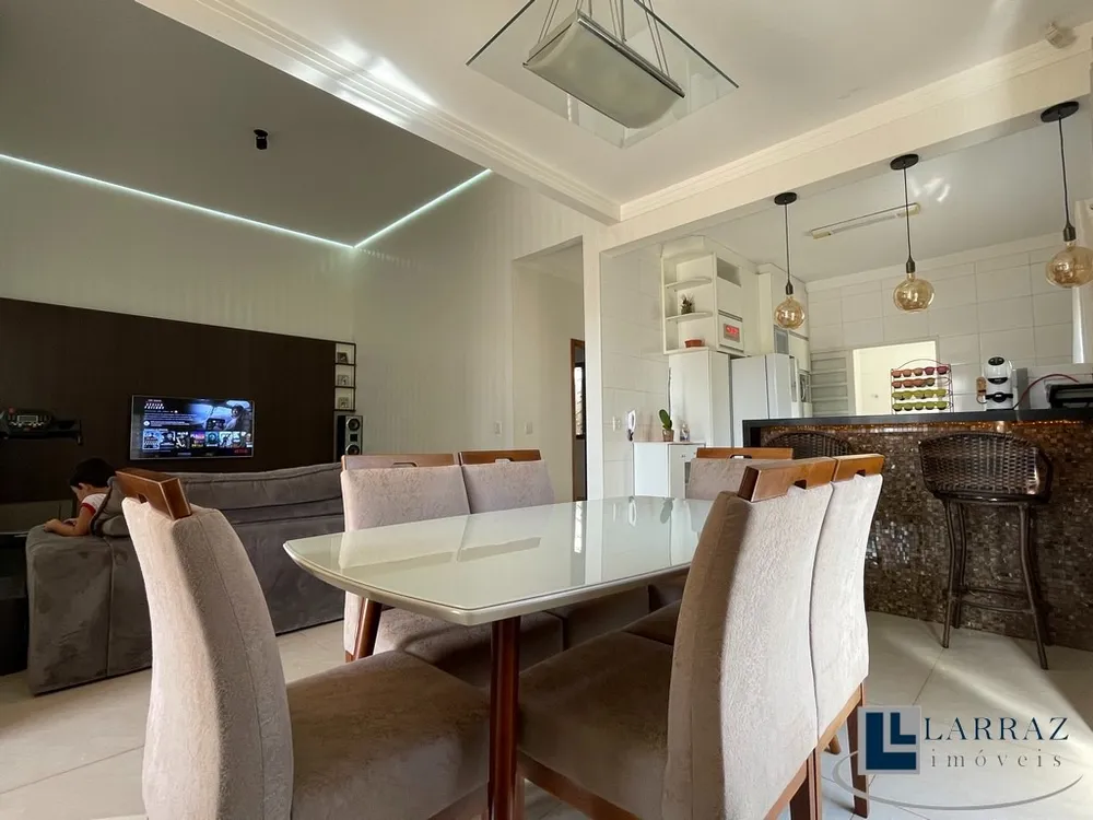 Casa, 3 quartos, 234 m² - Foto 9