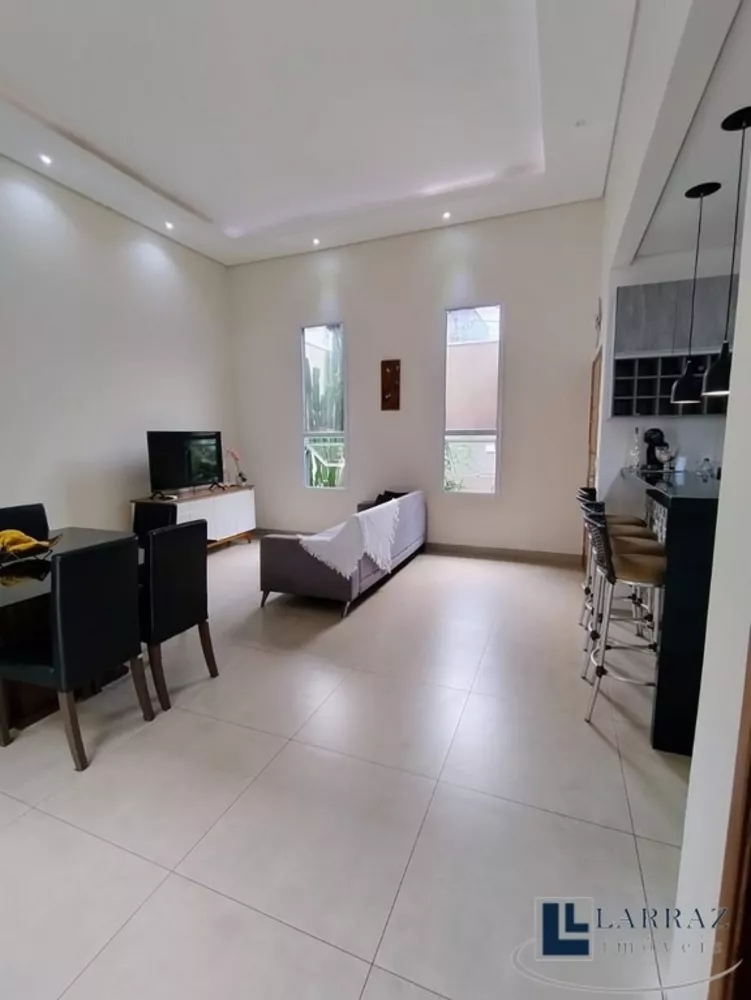 Casa, 3 quartos, 146 m² - Foto 1