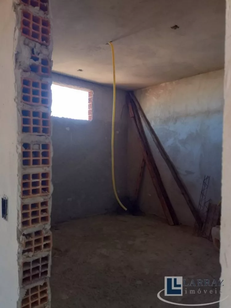 Casa, 3 quartos, 229 m² - Foto 9
