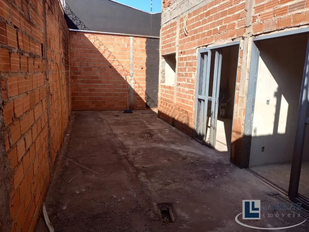 Casa, 3 quartos, 229 m² - Foto 1