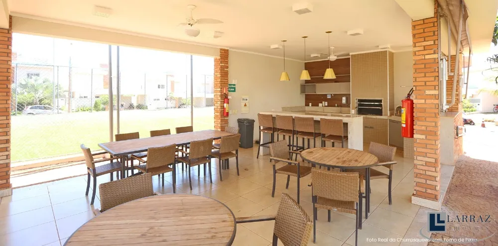 Casa, 4 quartos, 222 m² - Foto 2