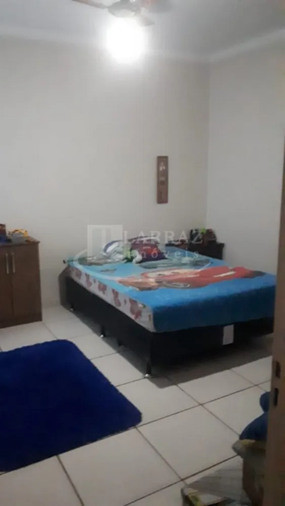 Casa, 4 quartos, 177 m² - Foto 2