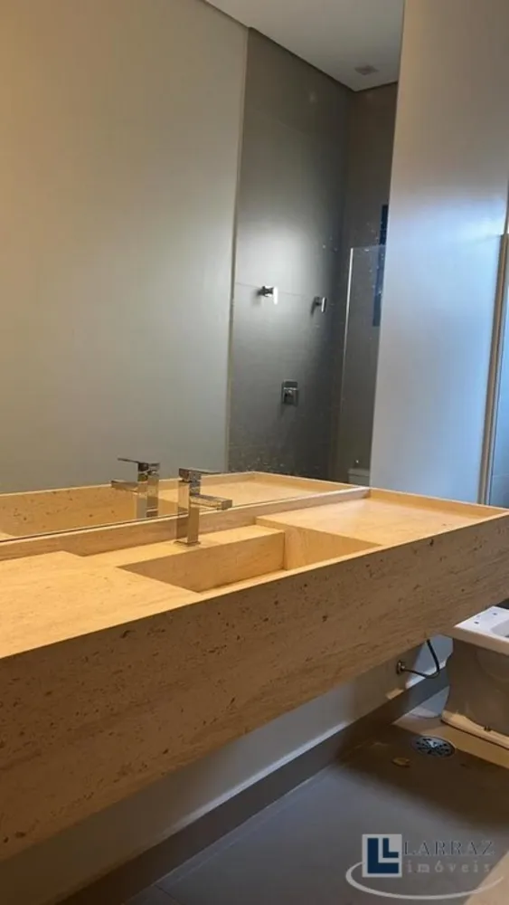Casa, 3 quartos, 278 m² - Foto 1