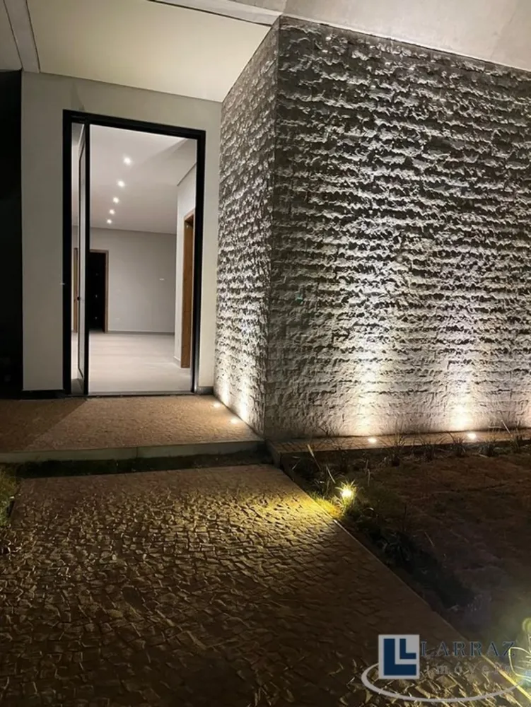 Casa, 3 quartos, 278 m² - Foto 2
