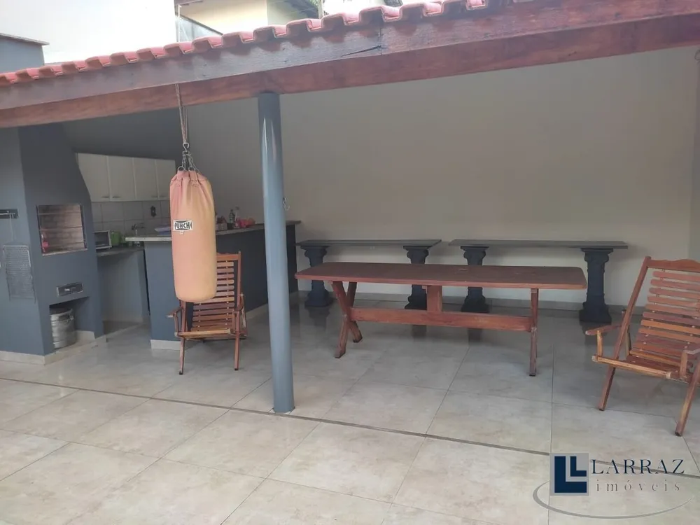 Casa, 5 quartos, 287 m² - Foto 3