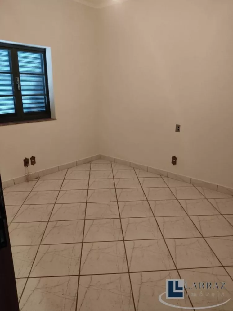 Casa, 5 quartos, 287 m² - Foto 1