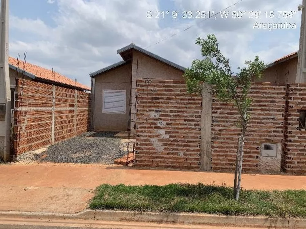 Casa, 2 quartos, 43 m² - Foto 1