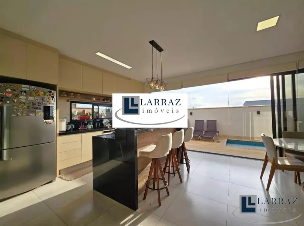Casa, 3 quartos, 208 m² - Foto 1