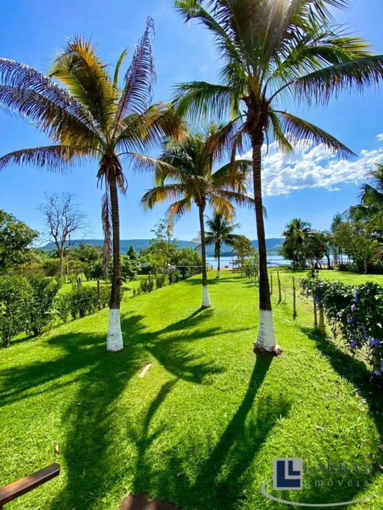 Casa, 4 quartos, 220 m² - Foto 1